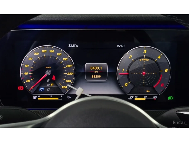 Mercedes-Benz CLS 300 AMG-line - автомобили, коли, обяви за нови и употребявани 3