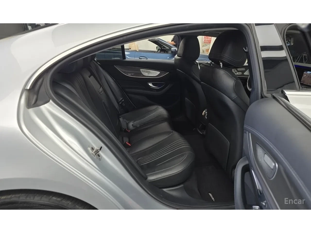 Mercedes-Benz CLS 300 AMG-line - автомобили, коли, обяви за нови и употребявани 6