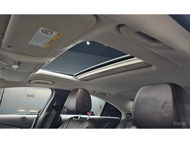 Mercedes-Benz CLS 300 AMG-line - автомобили, коли, обяви за нови и употребявани 14