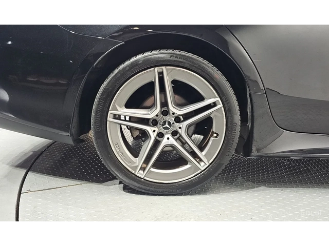 Mercedes-Benz CLS 300 AMG-line - автомобили, коли, обяви за нови и употребявани 2