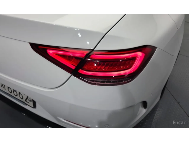 Mercedes-Benz CLS 300 AMG-line - автомобили, коли, обяви за нови и употребявани 13