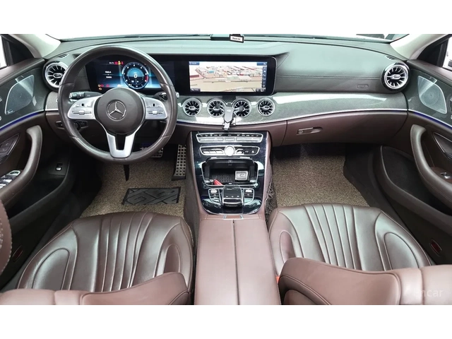 Mercedes-Benz CLS 300 AMG-line - автомобили, коли, обяви за нови и употребявани 4