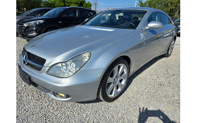 mercedes-benz-cls-320 - 0
