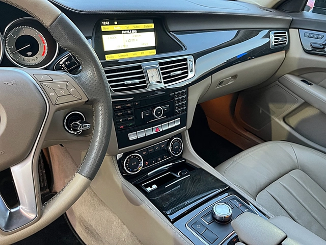 Mercedes-Benz CLS 350 AMG OPTIK-DISTRONIK-BIXENON-LED-NAVI-SPORT-GERMANI - автомобили, коли, обяви за нови и употребявани 10