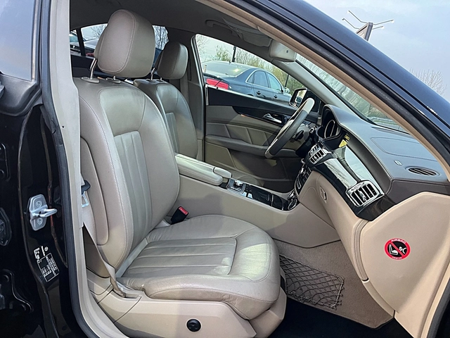Mercedes-Benz CLS 350 AMG OPTIK-DISTRONIK-BIXENON-LED-NAVI-SPORT-GERMANI - автомобили, коли, обяви за нови и употребявани 11