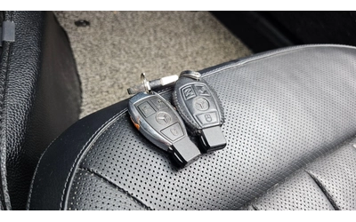 Mercedes-Benz CLS 350 4MATIC* КОЖА* ПОДГРЕВ* ОБДУХВ* BURMASTER* PANO* 36 - автомобили, коли, обяви за нови и употребявани 16