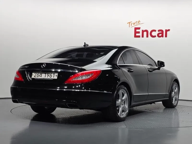 Mercedes-Benz CLS 350 - автомобили, коли, обяви за нови и употребявани 1