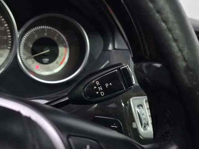 Mercedes-Benz CLS 350 - автомобили, коли, обяви за нови и употребявани 8
