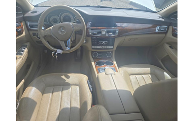 Mercedes-Benz CLS 4.6L 8 ALL WHEEL DRIVE - автомобили, коли, обяви за нови и употребявани 7