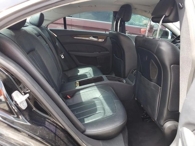 Mercedes-Benz CLS 400 AMG* Harman/Kardon* Blins Spot* Keyless - автомобили, коли, обяви за нови и употребявани 9