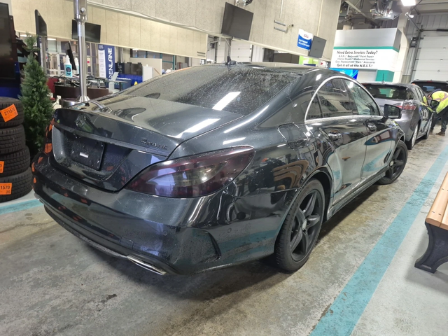 Mercedes-Benz CLS 400 AMG* ОБДУХ* PANO* ПОДГРЕВ* М.ТОЧКА - автомобили, коли, обяви за нови и употребявани 3