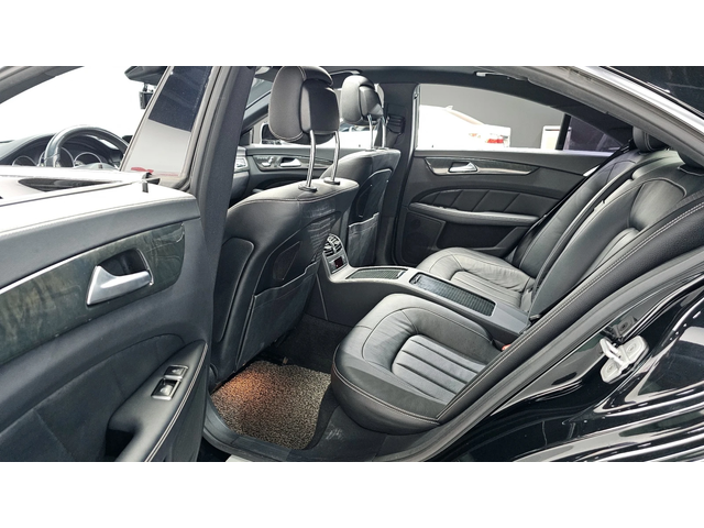 Mercedes-Benz CLS 400 Amg Line* Camera* Navi* АВТОКРЕДИТ - автомобили, коли, обяви за нови и употребявани 10