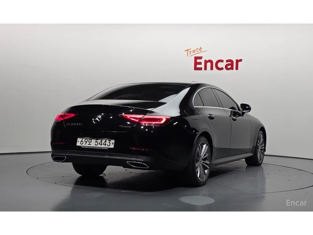 Mercedes-Benz CLS 400 4MATIC* BURMESTER* ОБДУХВАНЕ* ДИСТРОНИК* ХЕДЪП* 36 - автомобили, коли, обяви за нови и употребявани 1