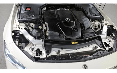Mercedes-Benz CLS 400 d/4MATIC/AMG-LINE/SUNROOF/HEAD-UP - автомобили, коли, обяви за нови и употребявани 16