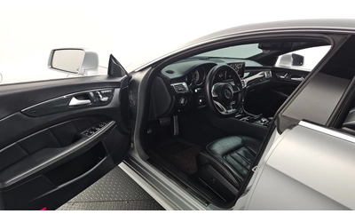Mercedes-Benz CLS 400 - автомобили, коли, обяви за нови и употребявани 9