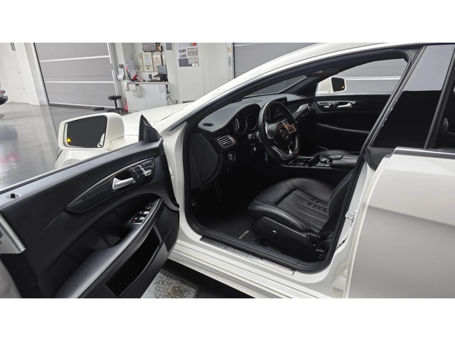 Mercedes-Benz CLS 400 - автомобили, коли, обяви за нови и употребявани 8