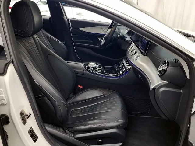 Mercedes-Benz CLS 400 - автомобили, коли, обяви за нови и употребявани 10
