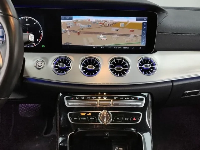 Mercedes-Benz CLS 400 - автомобили, коли, обяви за нови и употребявани 13