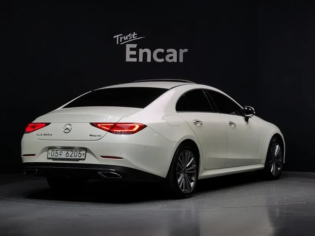 Mercedes-Benz CLS 400 - автомобили, коли, обяви за нови и употребявани 1
