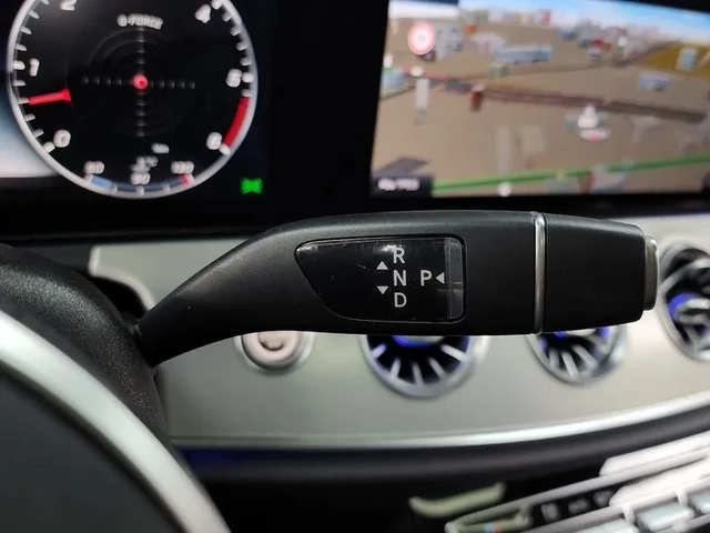 Mercedes-Benz CLS 400 - автомобили, коли, обяви за нови и употребявани 8