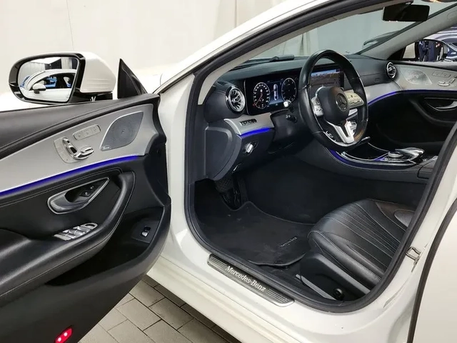 Mercedes-Benz CLS 400 - автомобили, коли, обяви за нови и употребявани 9