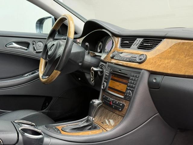 Mercedes-Benz CLS 500 280 - автомобили, коли, обяви за нови и употребявани 8
