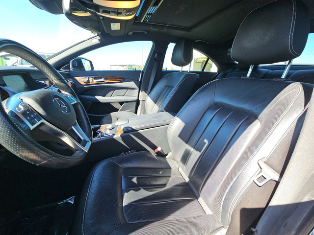 Mercedes-Benz CLS 55 AMG TOP - автомобили, коли, обяви за нови и употребявани 9