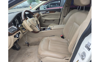 Mercedes-Benz CLS 550 AMG* LANE ASSIST* МАСАЖ* KEYLESS GO* ОБДУХ* HARMAN - автомобили, коли, обяви за нови и употребявани 7