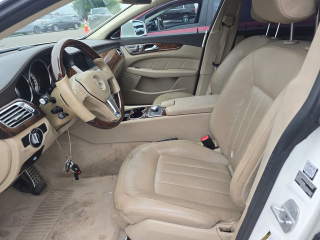 Mercedes-Benz CLS 550 AMG* LANE ASSIST* МАСАЖ* KEYLESS GO* ОБДУХ* HARMAN - автомобили, коли, обяви за нови и употребявани 7