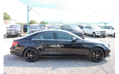 mercedes-benz-cls-550 - 2