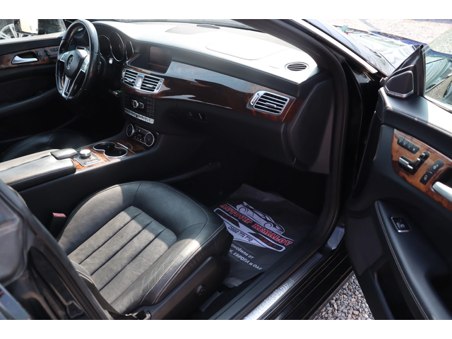 Mercedes-Benz CLS 550 TOP!/ - автомобили, коли, обяви за нови и употребявани 9
