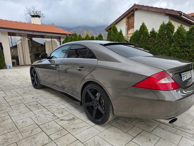 Mercedes-Benz CLS 550 5.0 GPL FULL НАПЪЛНО ОТСЛУЖЕН - автомобили, коли, обяви за нови и употребявани 7