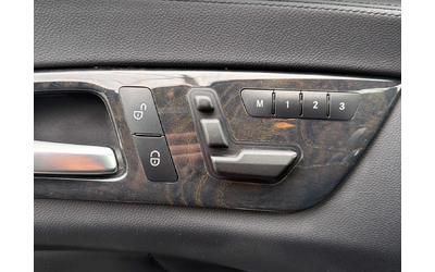 Mercedes-Benz CLS 550 - автомобили, коли, обяви за нови и употребявани 9