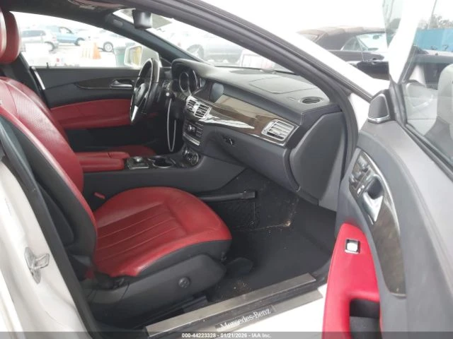 Mercedes-Benz CLS 550 - автомобили, коли, обяви за нови и употребявани 10