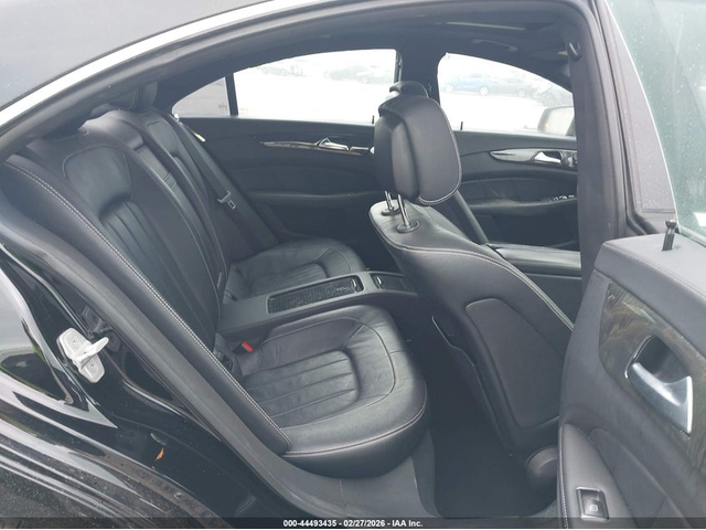 Mercedes-Benz CLS 550 4.6L V-8 DI, DOHC, VVT, TURBO, 402HP Rear Wheel Drive - автомобили, коли, обяви за нови и употребявани 7