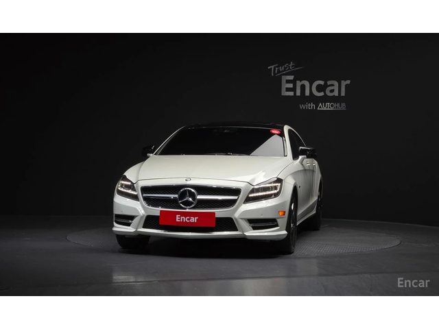 Mercedes-Benz CLS 550 AMG PACK* HARMAN KARDON* ГЕНЕРАЦИЯ* ОБДУХВАНЕ* - автомобили, коли, обяви за нови и употребявани 1