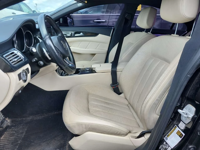 Mercedes-Benz CLS 550 АМГ ПАКЕТ/CARFAX/ ПОДГРЕВ/ОБДУХ/ПАНОРАМА - автомобили, коли, обяви за нови и употребявани 6