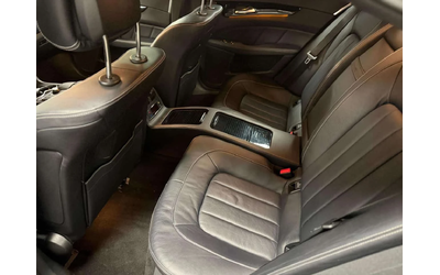 Mercedes-Benz CLS 550 MASSAGE SEATS/PIANO BLACK TRIM/20 INCH OEM - автомобили, коли, обяви за нови и употребявани 7