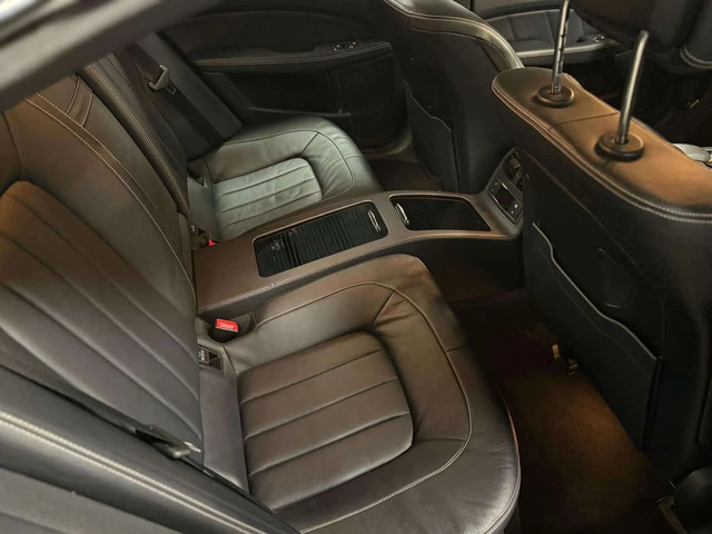 Mercedes-Benz CLS 550 MASSAGE SEATS/PIANO BLACK TRIM/20 INCH OEM - автомобили, коли, обяви за нови и употребявани 8