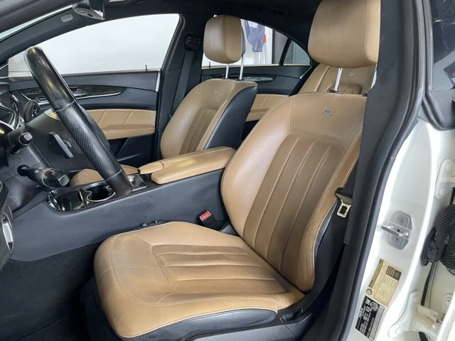 Mercedes-Benz CLS 550 4MATIC* КОЖА* DESIGNO* ОБДУХВ* BURM.* PANO* - автомобили, коли, обяви за нови и употребявани 9