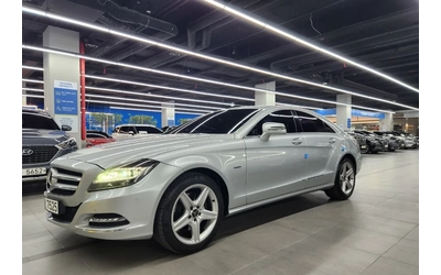 mercedes-benz-cls - 2