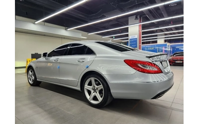 mercedes-benz-cls - 4