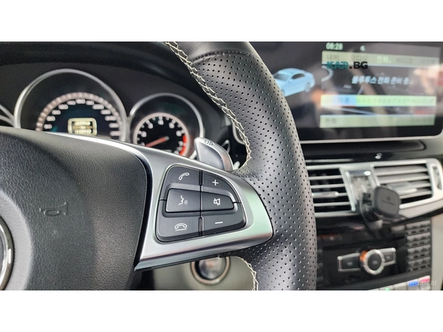 Mercedes-Benz CLS 63 AMG* КОЖА* ОБДУХВ* ПАНО* - автомобили, коли, обяви за нови и употребявани 13