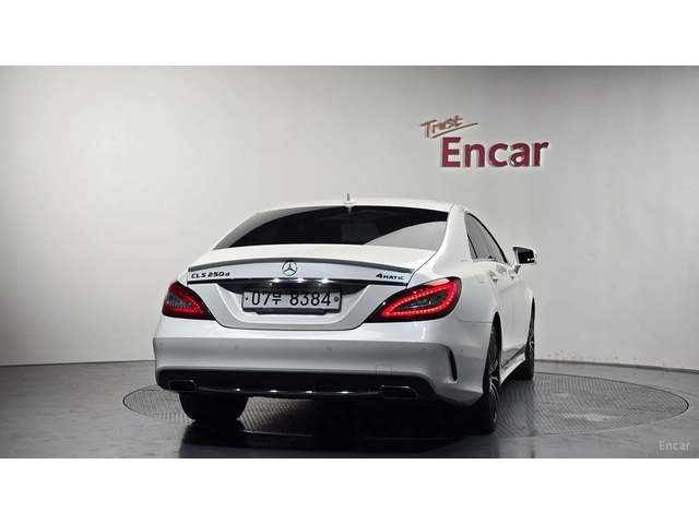 Mercedes-Benz CLS 250d AMG 4MATIC* КОЖА* НАВИ* ПАНО - автомобили, коли, обяви за нови и употребявани 3