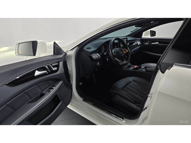Mercedes-Benz CLS 250d AMG 4MATIC* КОЖА* НАВИ* ПАНО - автомобили, коли, обяви за нови и употребявани 8