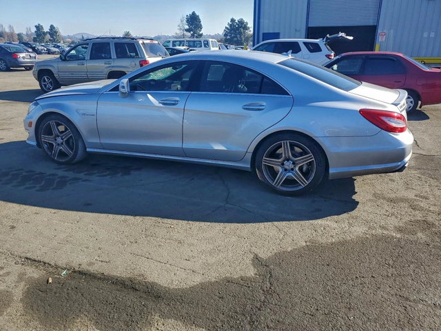 Mercedes-Benz CLS 63 AMG - автомобили, коли, обяви за нови и употребявани 1