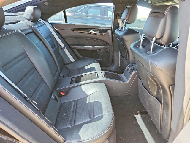 Mercedes-Benz CLS 63 AMG * S* КОЖА* ПОДГРЕВ* ШИБИДАХ* FULL* - автомобили, коли, обяви за нови и употребявани 9