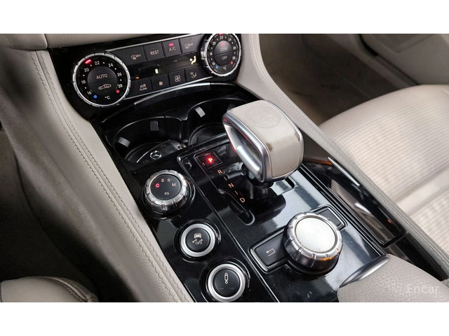 Mercedes-Benz CLS 63 AMG 4MATIC* HARMAN/KARDON* 360 CAM* DISTRONIC* ОБДУХ - автомобили, коли, обяви за нови и употребявани 14