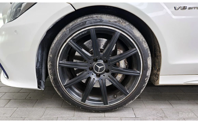 mercedes-benz-cls-63-amg - 4