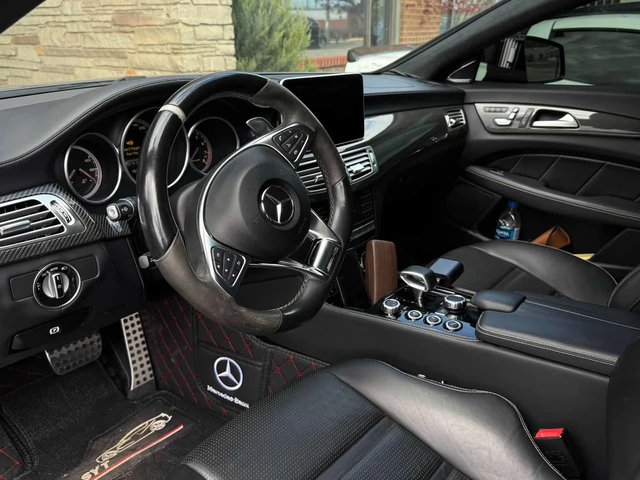 Mercedes-Benz CLS 63 AMG S * ОБДУХВАНЕ * H/K * KEYLESS * CARFAX - автомобили, коли, обяви за нови и употребявани 4